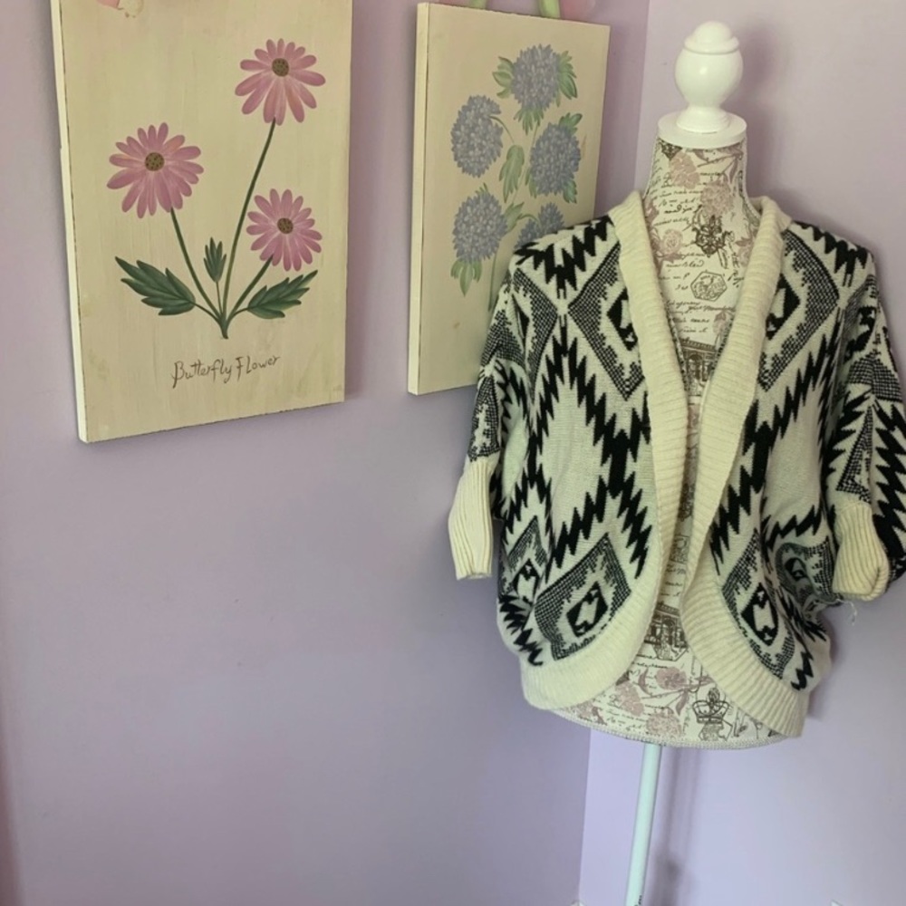 ELAN Aztec Print Cocoon Sweater